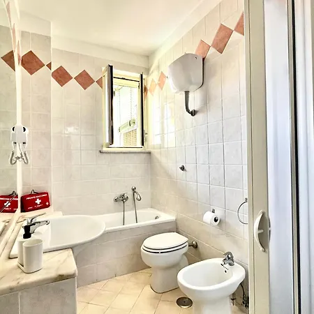 Casa Di Nonna Nunzia - Piazza Carlo Iii *